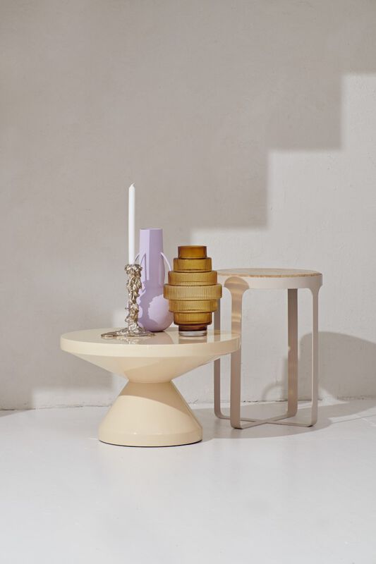 Vase Steps - S, ochre
