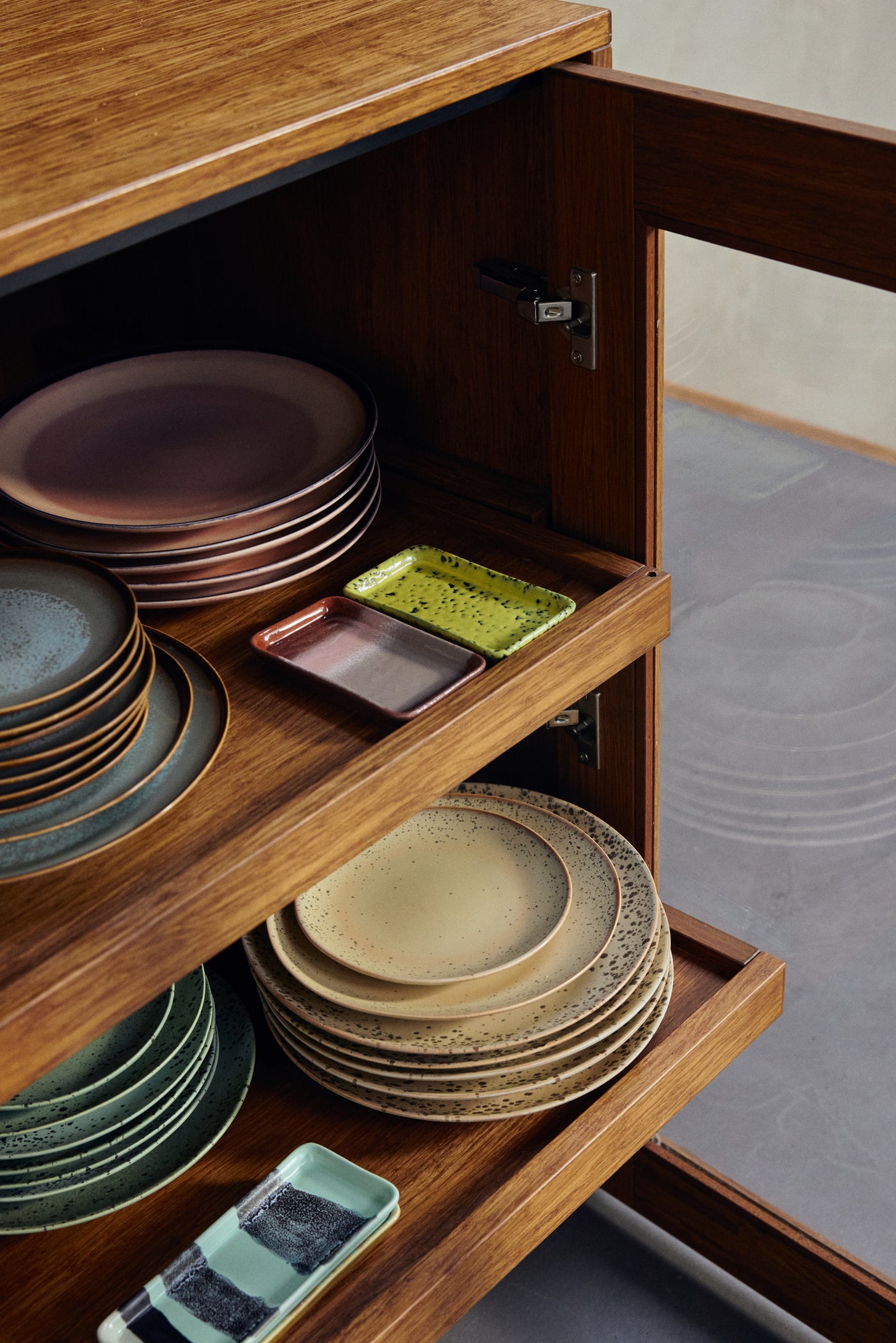 Assiettes d'entrée 70s Ceramics (Set de 2)