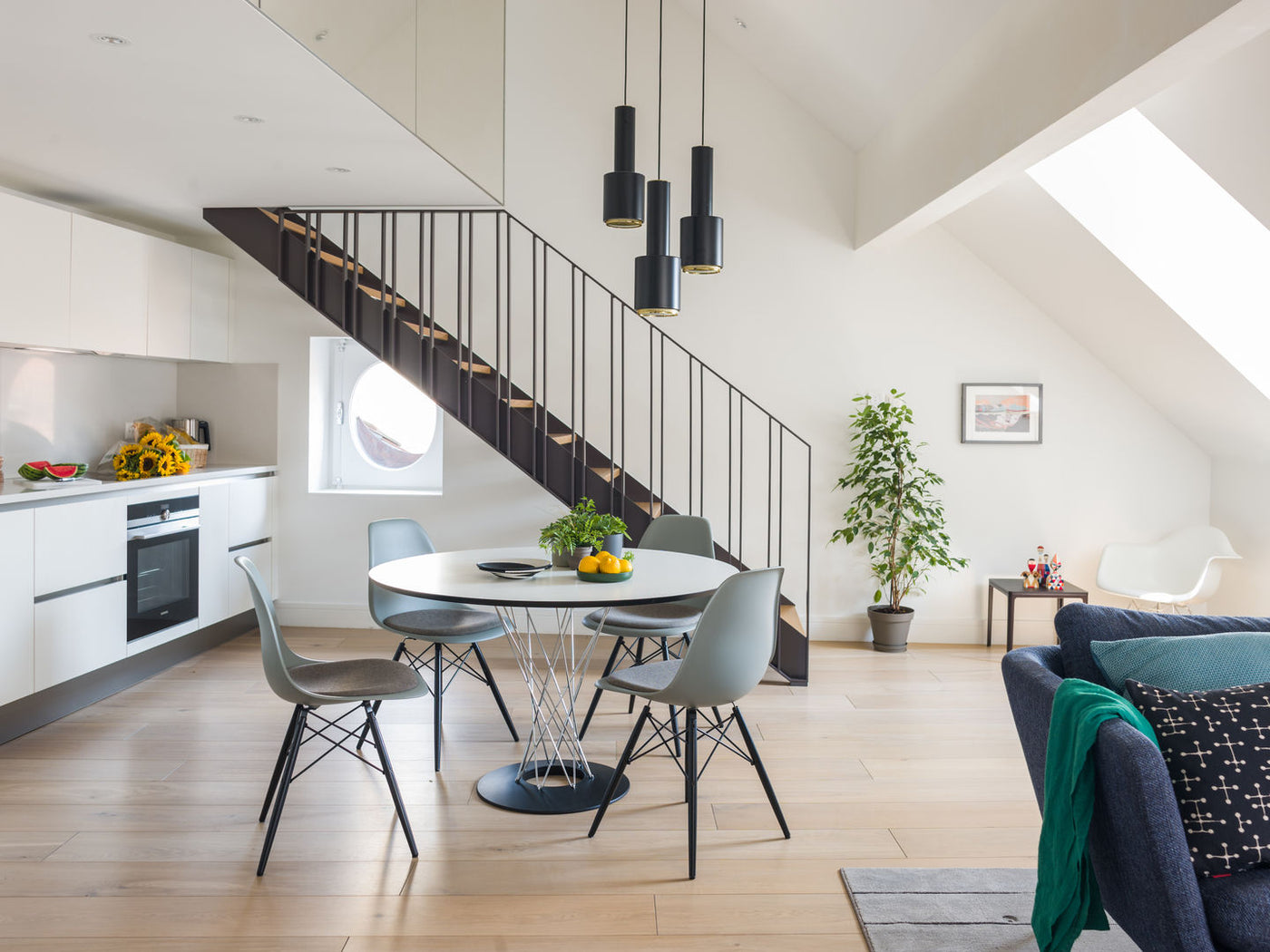 Table Noguchi Dining