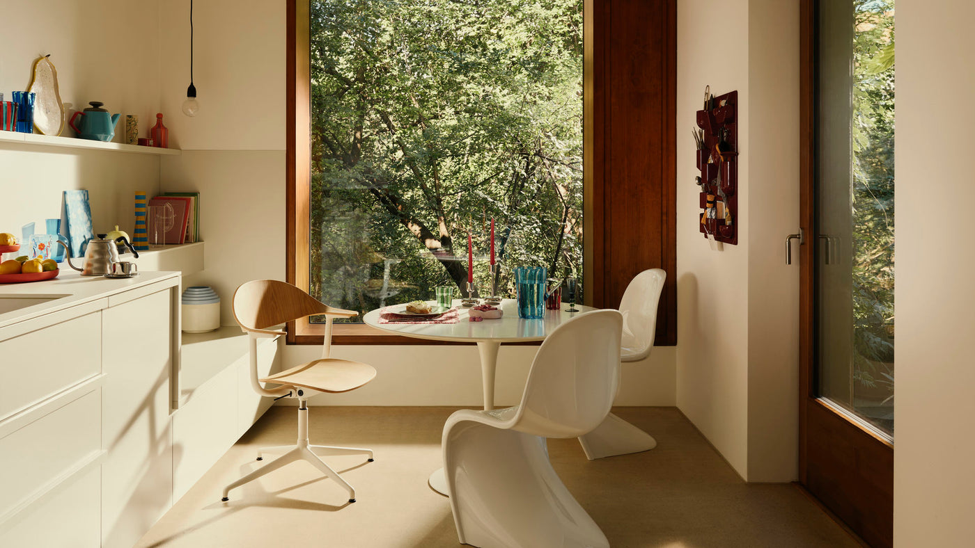 Chaise Panton Classic — Mynt Plywood Panton Chair Classic Uten.Silo II RE Kitchen_web_16-9