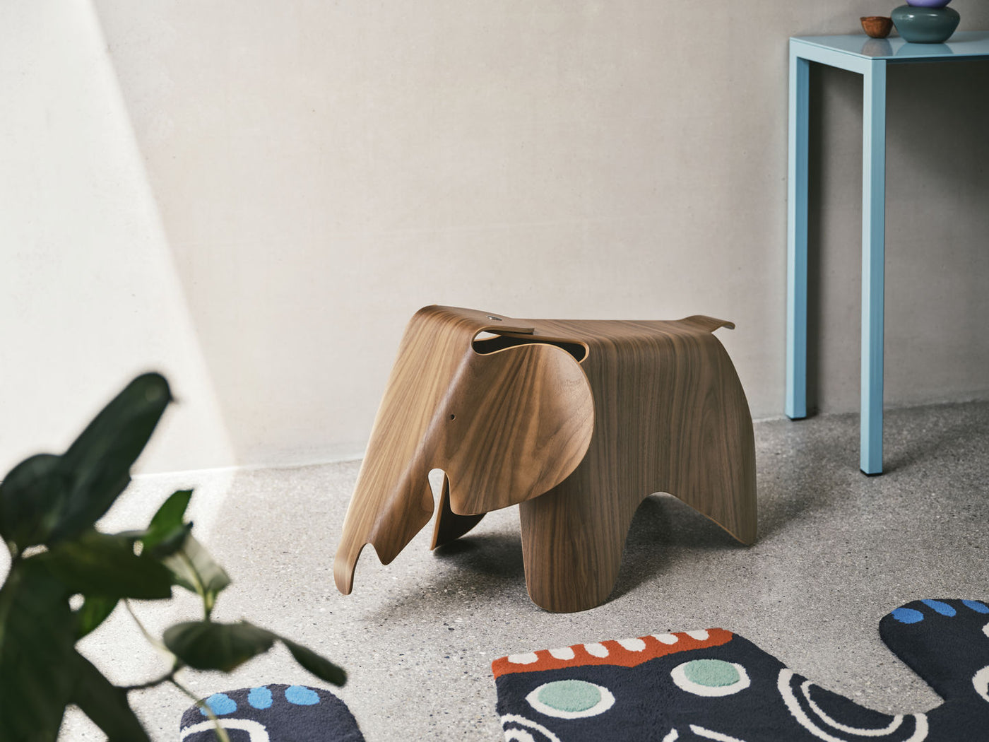 Tabouret Eames Plywood Elephant