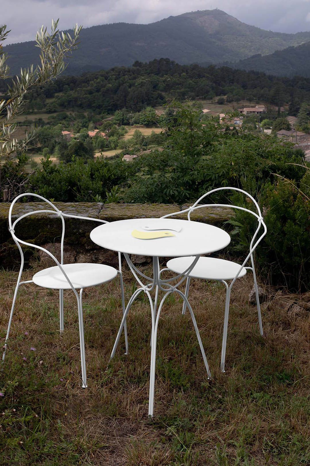Table Airloop Ø 60 cm — ambiance