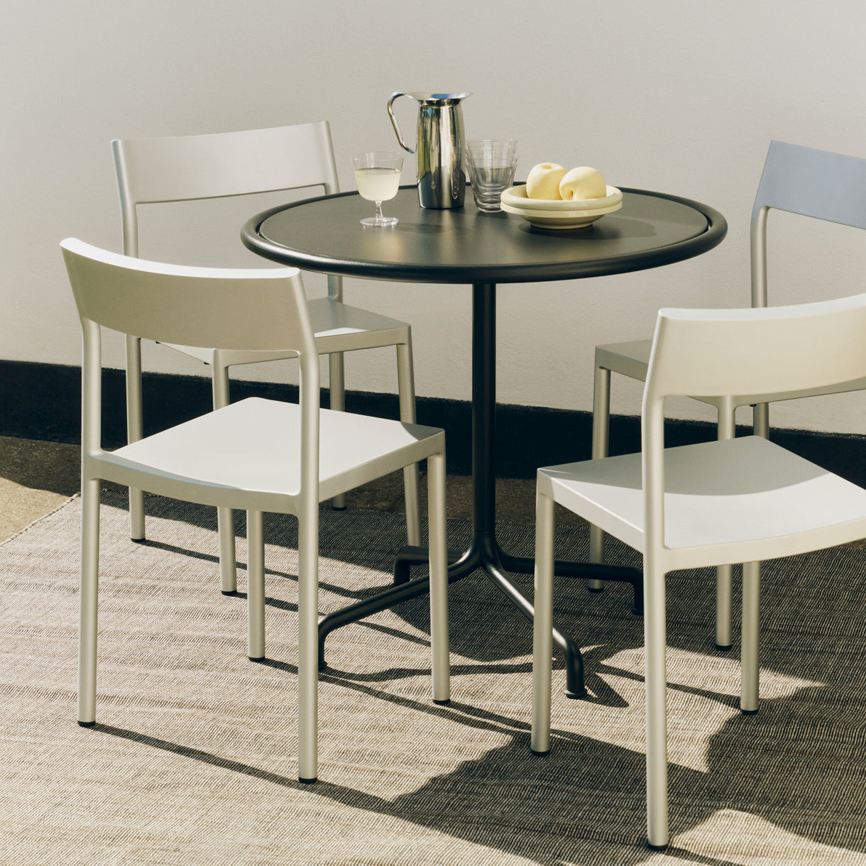 Table Deville Ø55 cm — ambiance