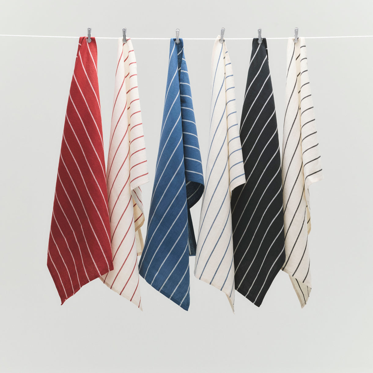 Torchon Outdoor Market — ambiance