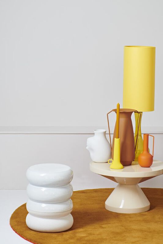 Vase Upside-down Head, white