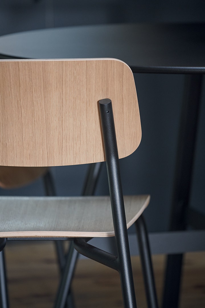 Chaise Studie Chêne — ambiance
