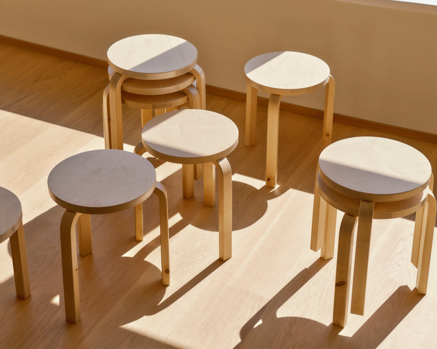 Stool 60 – Stools – Artek