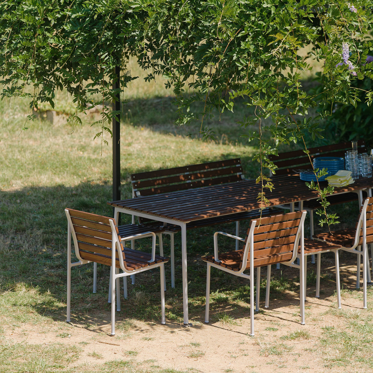 Table Traverse 75 x 83 cm — ambiance