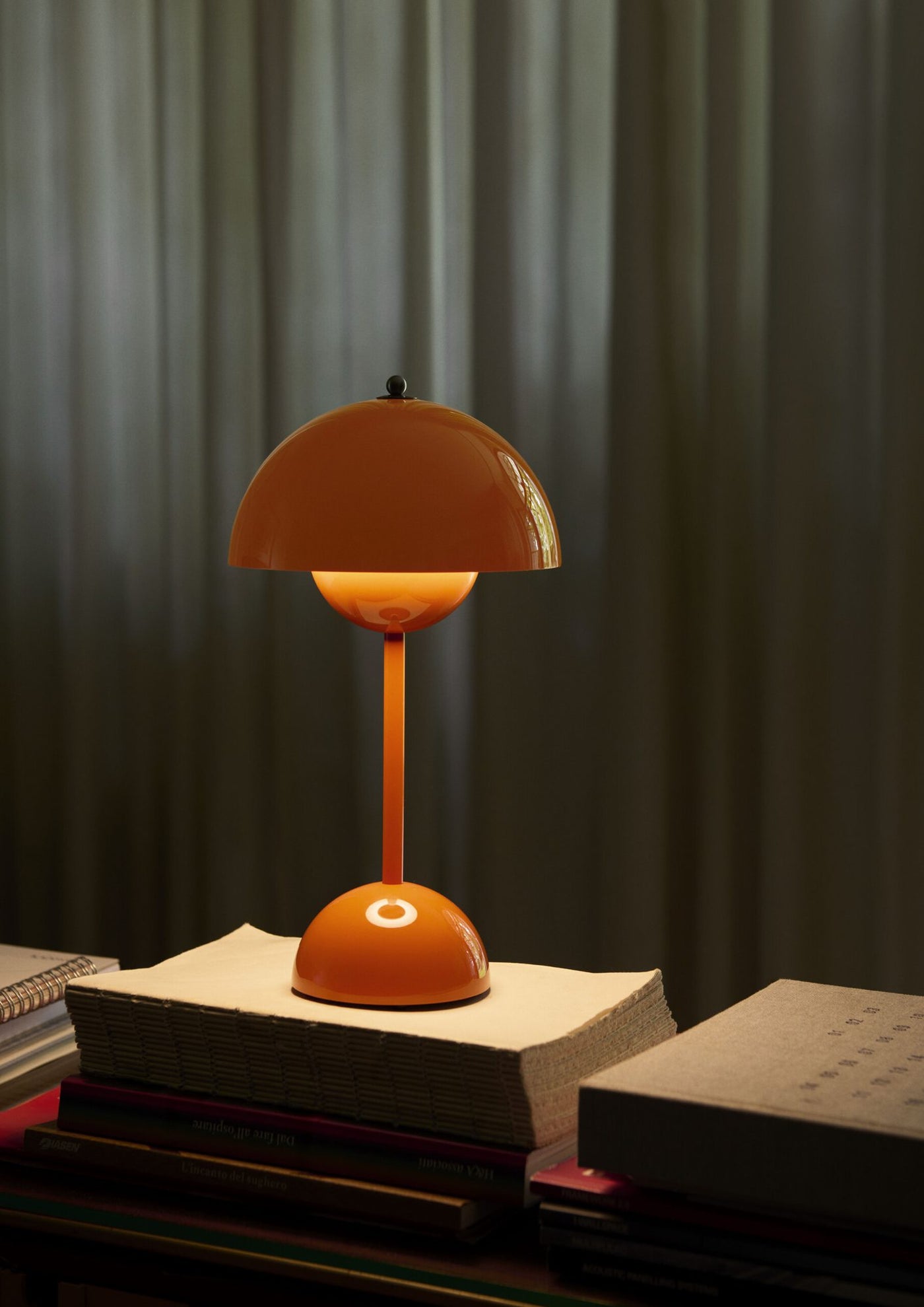 Lampe de table Flowerpot VP9 — ambiance